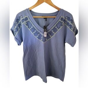 Nic+Zoe Embroidered V-Neck Top | Size M | NWT